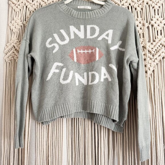 Moon & Madison "Sunday Funday" Sweater Light Green Size Small GUC - Picture 1 of 7